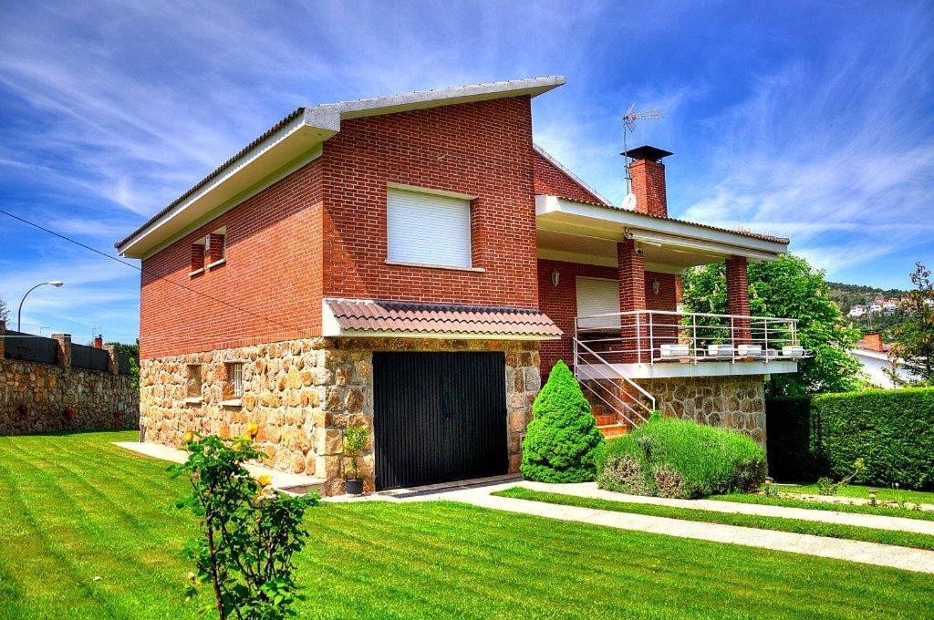 Casa Bellavista Becerril Becerril de la Sierra Exterior foto