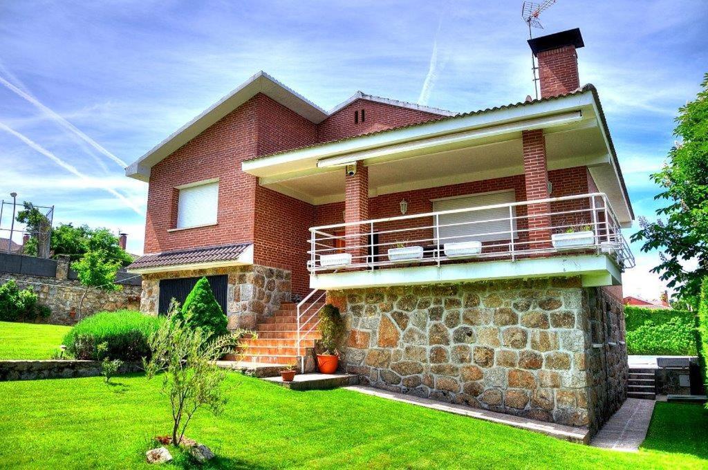 Casa Bellavista Becerril Becerril de la Sierra Exterior foto